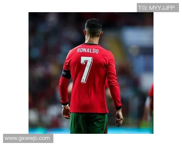 以球星头像展现足球性格特质与场上独特魅力解析